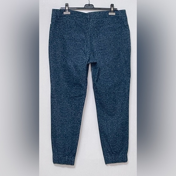 2/$40 Jacquard Jogger Jeans - Picture 2 of 11